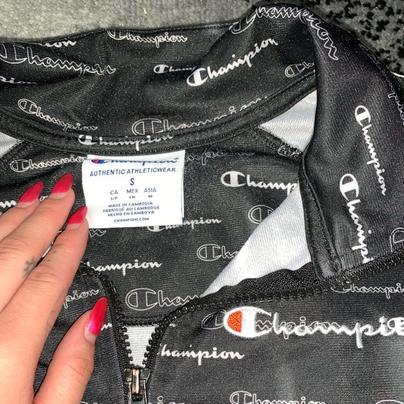 Black champion pattern zip up - Picture 1 of 3